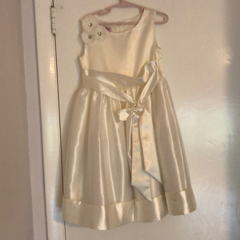 Girls fantasy dress